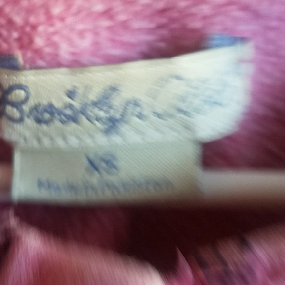 XS Sweatshirt - Picture 2 of 2